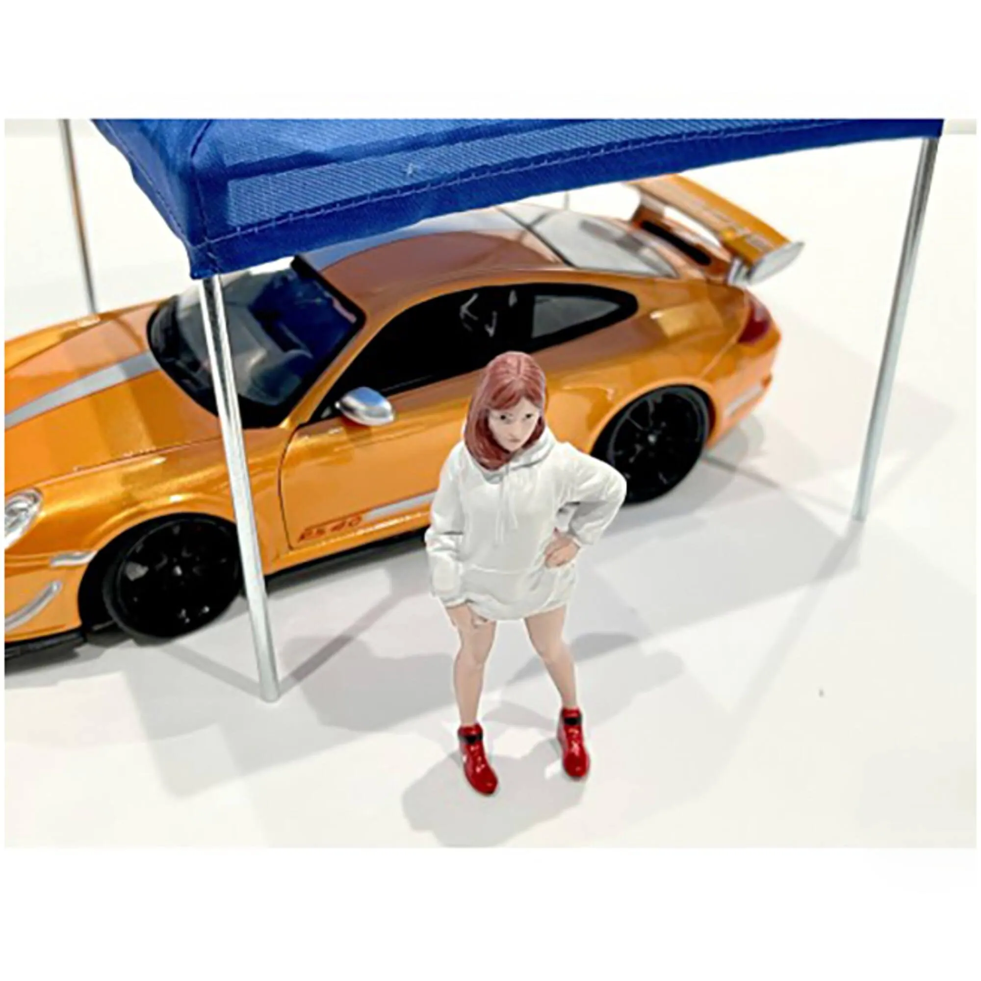 American Diorama Figure Set - Hip Hop Girls for 1/24 Scale Models, Set of 4 Piece