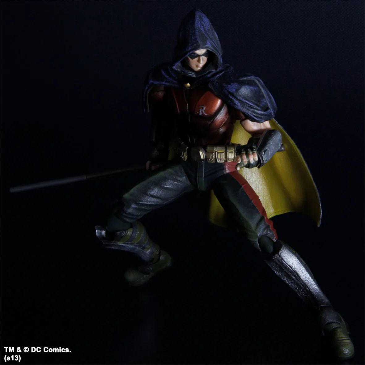 DC Universe Batman Arkham City Robin Play Arts Kai Action Figure