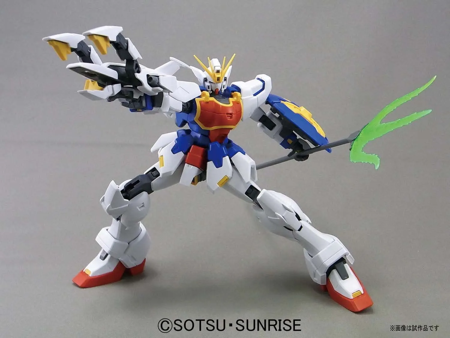 Gundam 1/100 MG Gundam Wing EW XXXG-01S Shenlong Gundam EW (Nataku) Model Kit