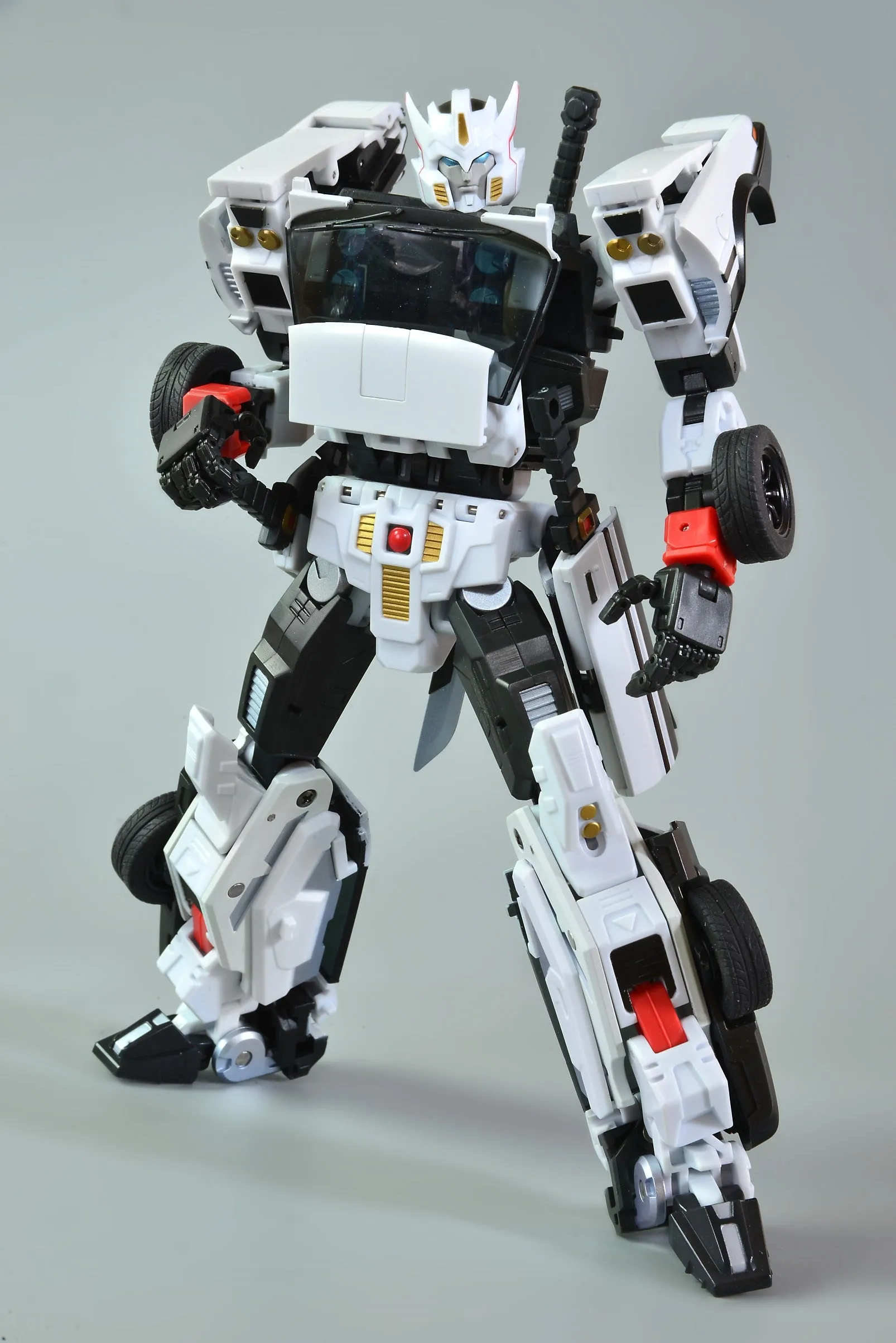 Ocular Max Infinite Finity Series IF-02 Stray (First Edition Exclusive) Action Figure