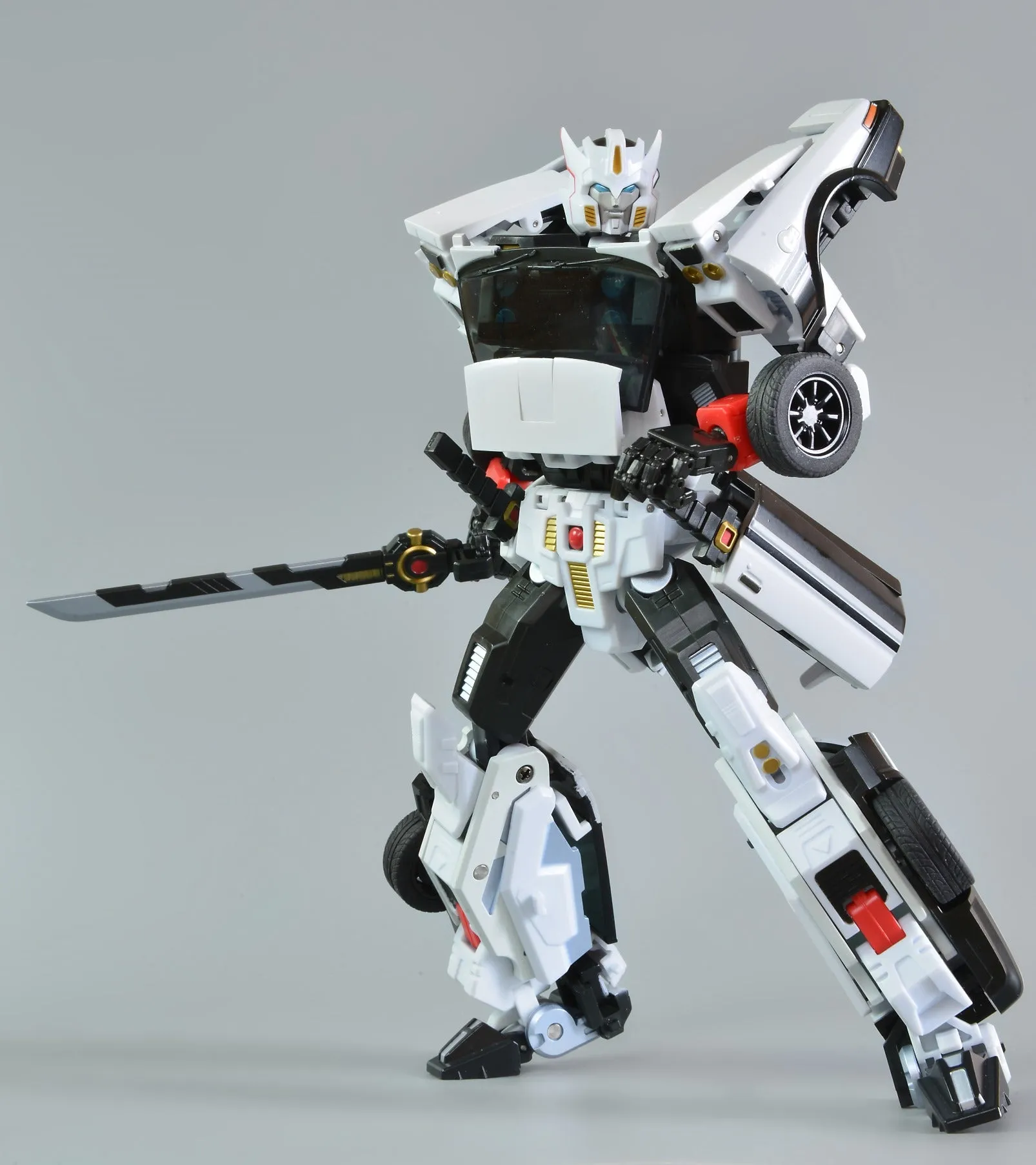 Ocular Max Infinite Finity Series IF-02 Stray (First Edition Exclusive) Action Figure