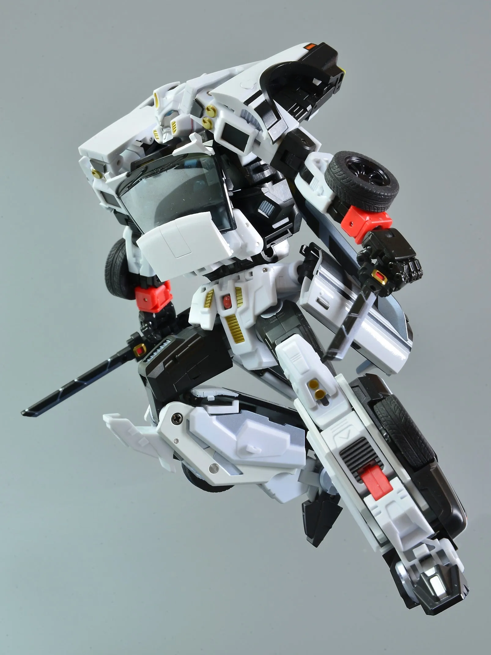 Ocular Max Infinite Finity Series IF-02 Stray (First Edition Exclusive) Action Figure