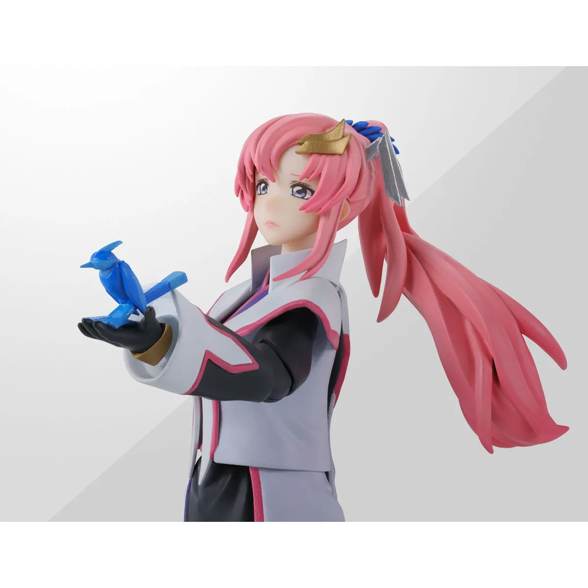 S.H. Figuarts Gundam SEED Freedom Lacus Clyne (Compass Battle Surcoat Ver.) Action Figure