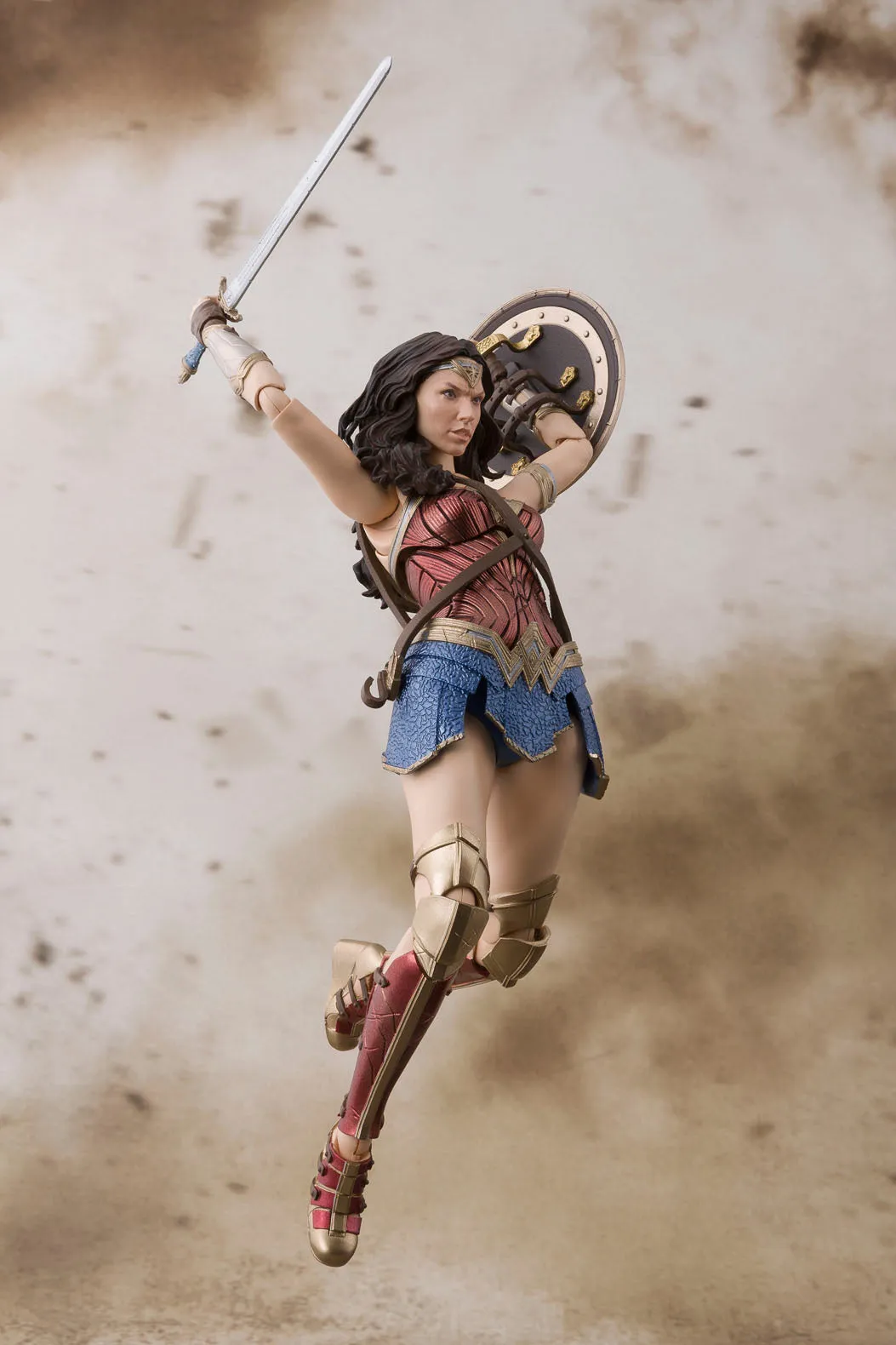 S.H. Figuarts Wonder Woman Justice League Movie Action Figure