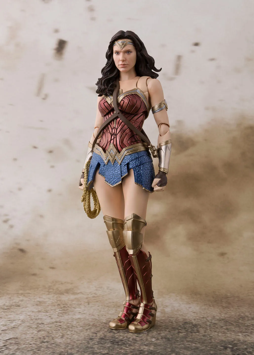 S.H. Figuarts Wonder Woman Justice League Movie Action Figure