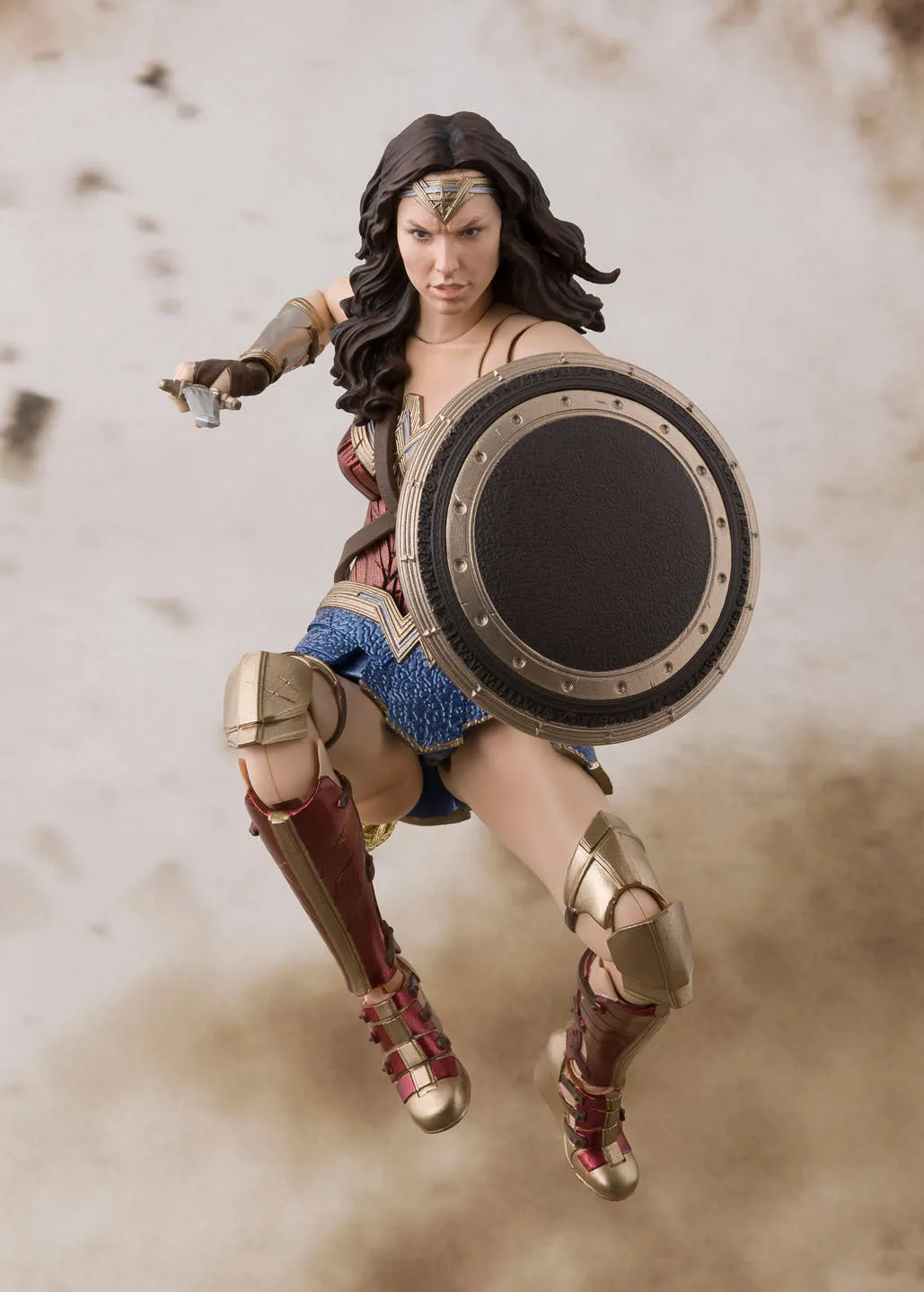 S.H. Figuarts Wonder Woman Justice League Movie Action Figure