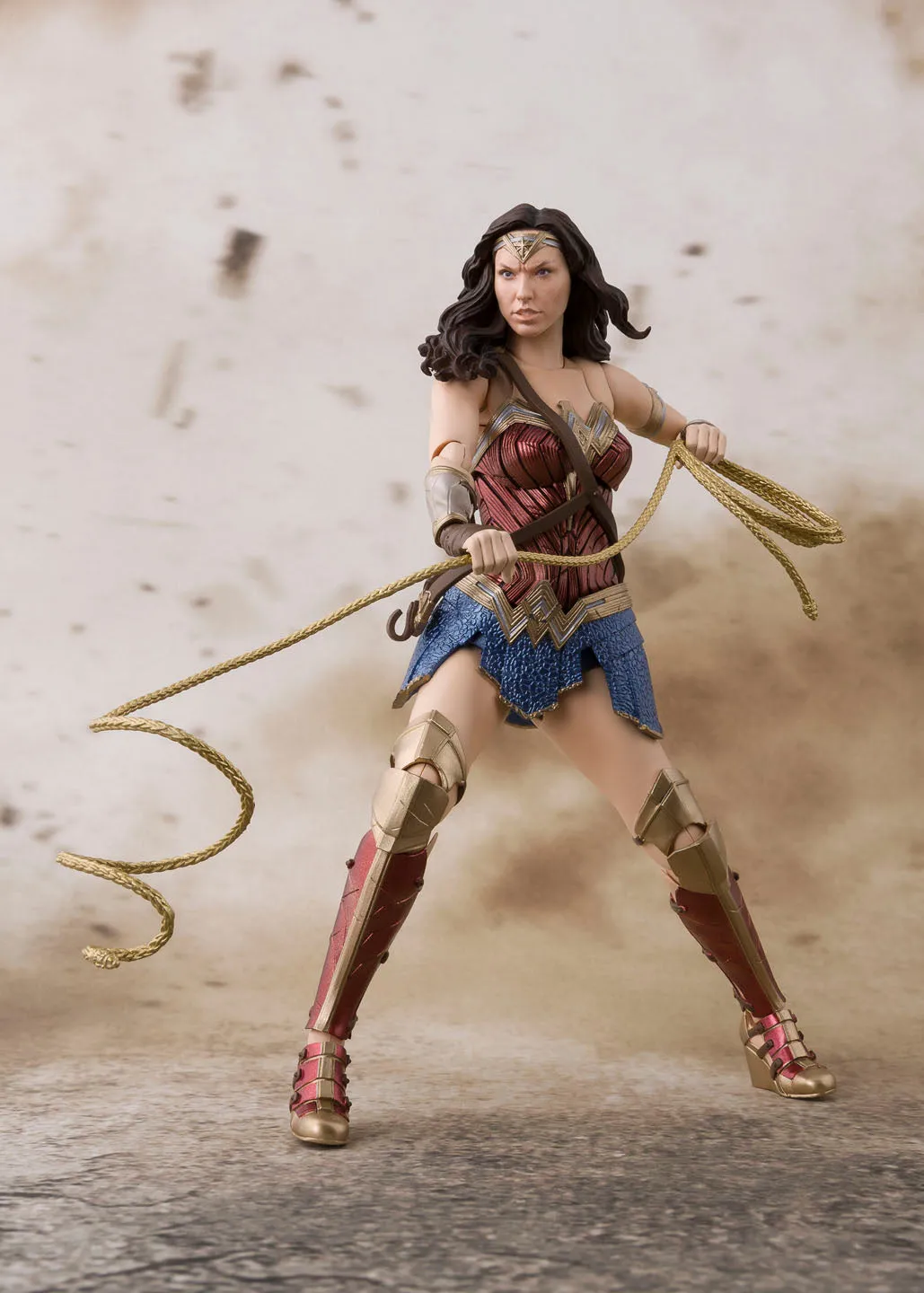 S.H. Figuarts Wonder Woman Justice League Movie Action Figure