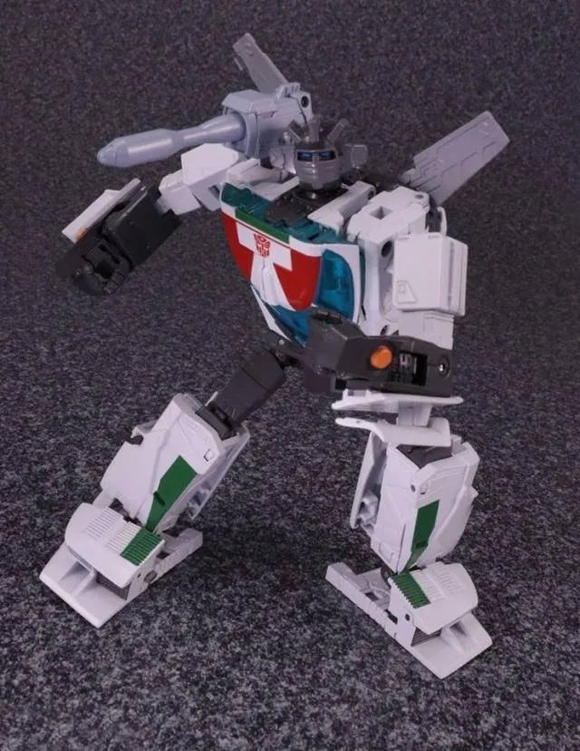 Transformers Masterpiece - MP-20  Wheeljack - Anime Accurate Version