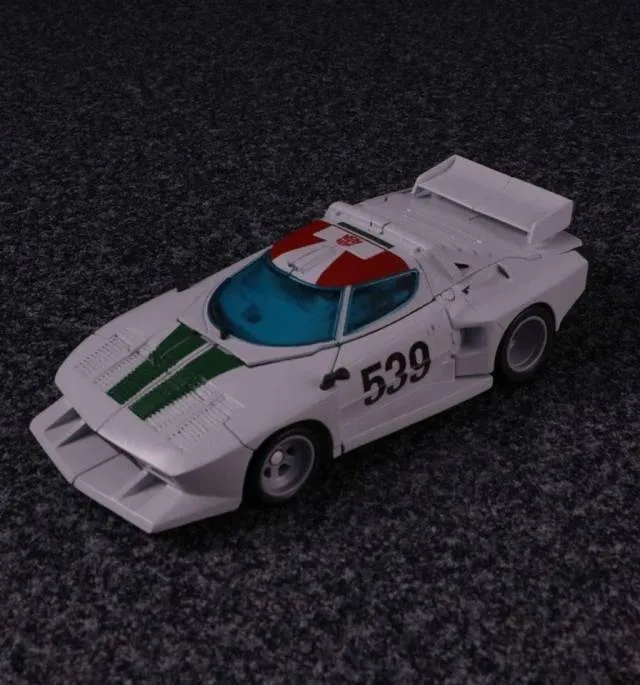 Transformers Masterpiece - MP-20  Wheeljack - Anime Accurate Version